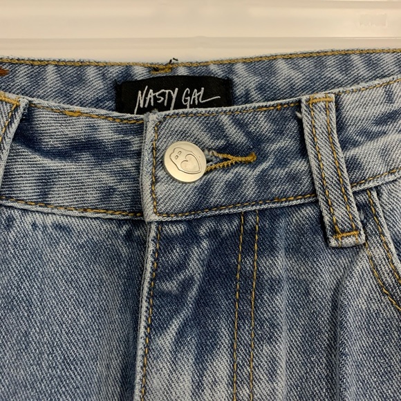 Nasty Gal Acid Wash What You Say Jeans - Picture 3 of 7